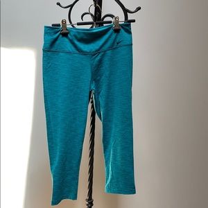 Nike cropped teal leggings